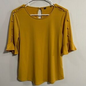 Summer mustard color top with button decorated half sleeves with flutter